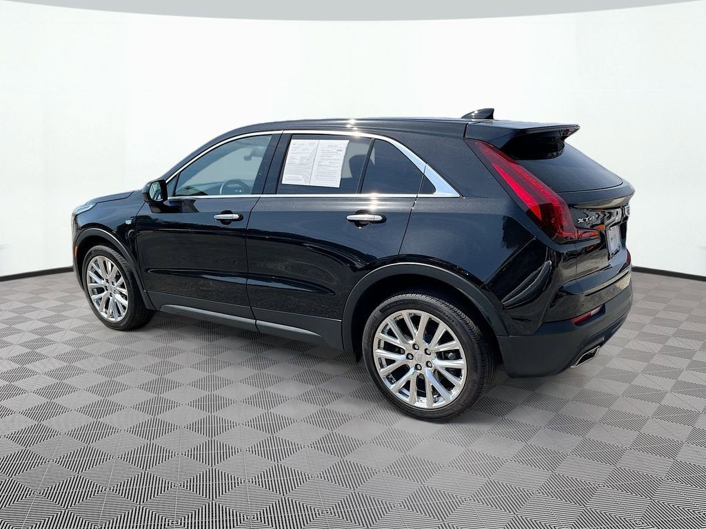 2022 Cadillac XT4 Luxury