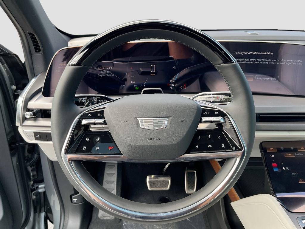 2026 Cadillac VISTIQ Luxury