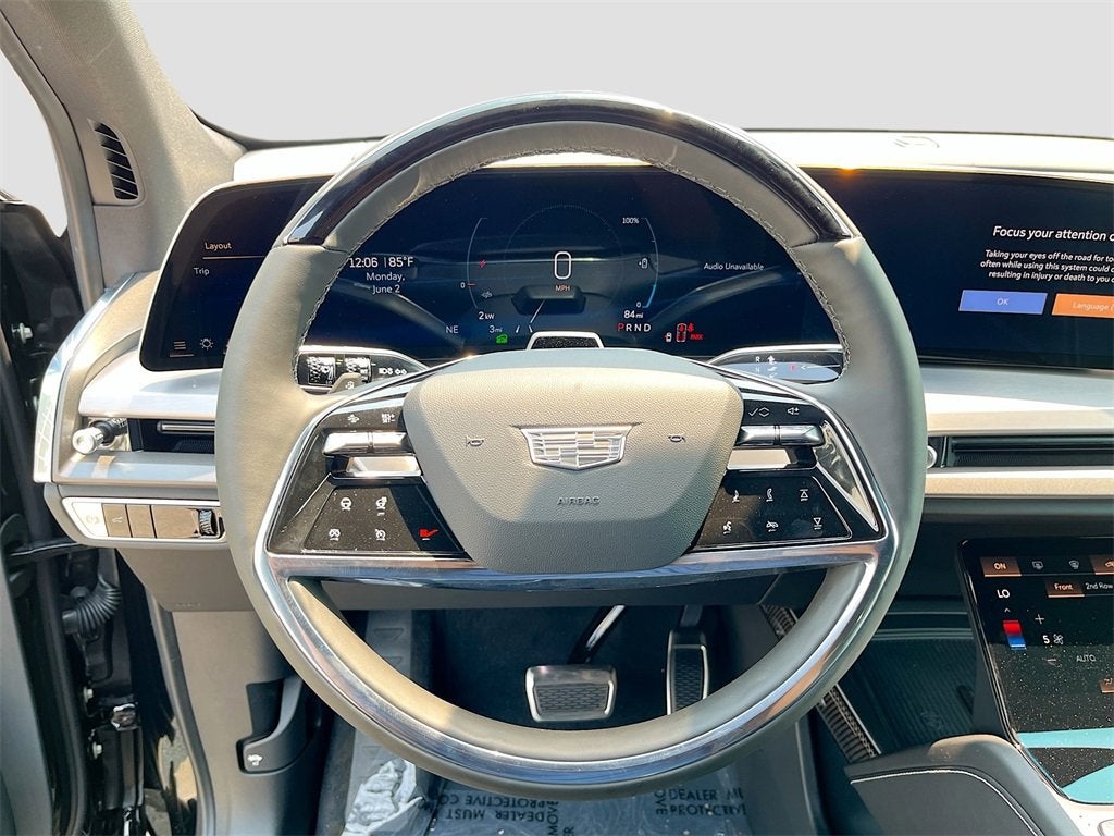 2026 Cadillac VISTIQ Luxury