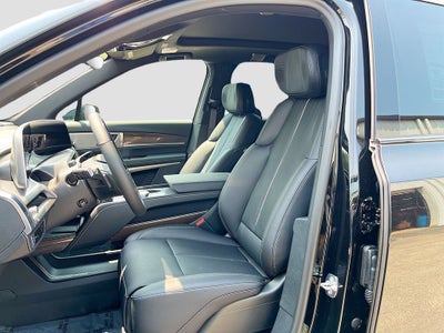 2026 Cadillac VISTIQ Luxury