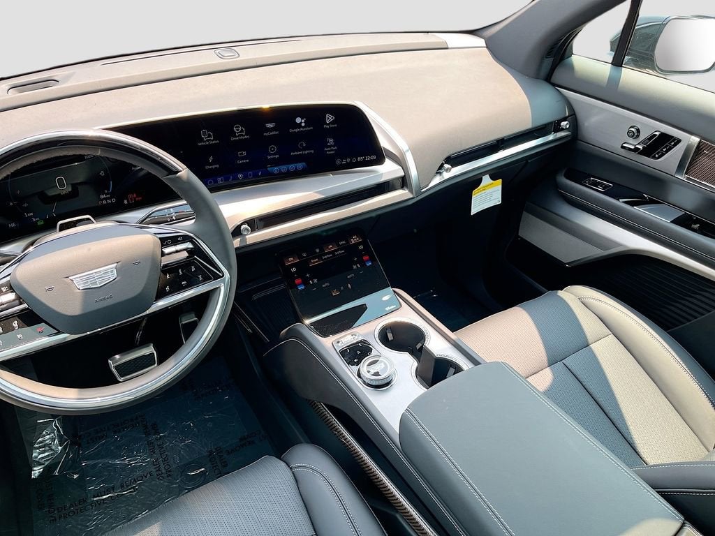 2026 Cadillac VISTIQ Luxury