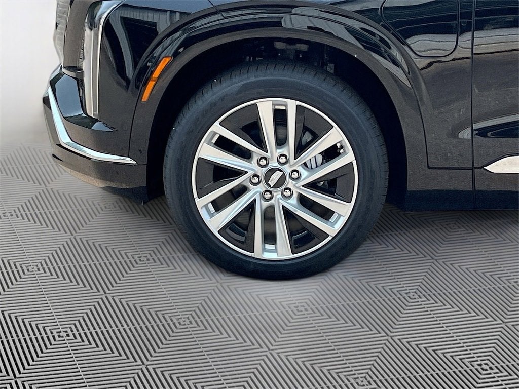 2026 Cadillac VISTIQ Luxury