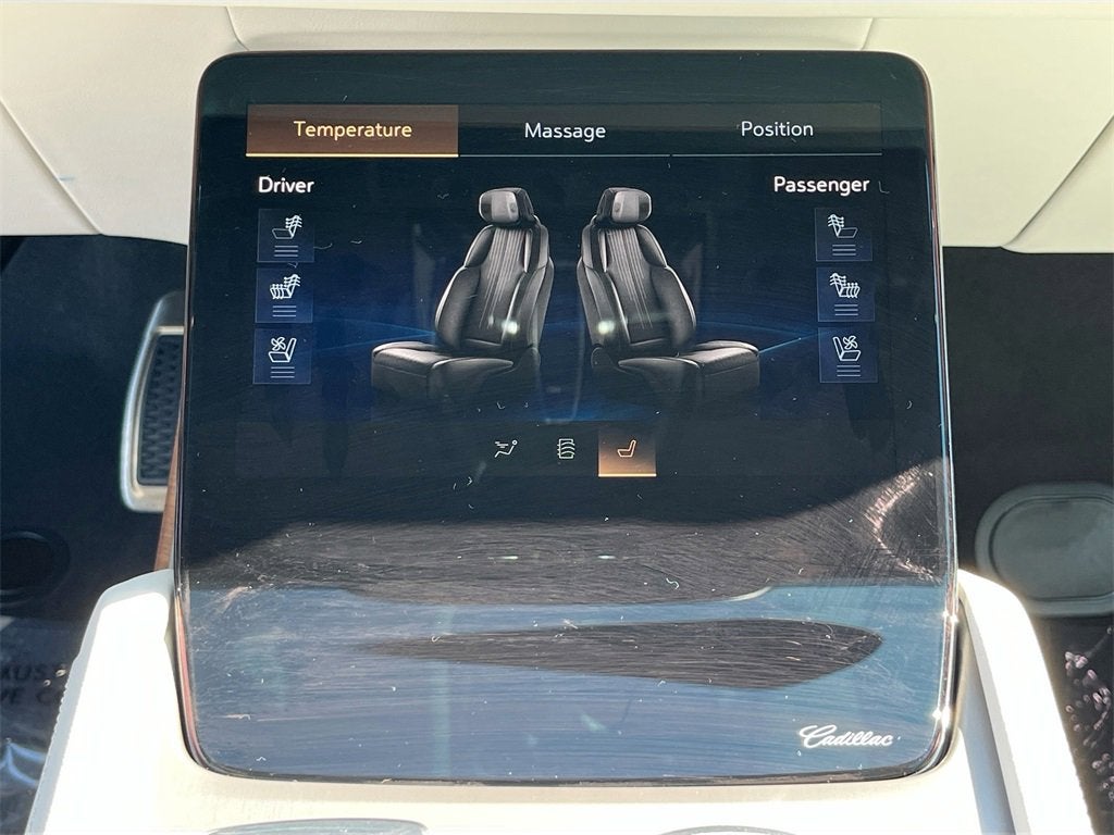 2026 Cadillac VISTIQ Luxury