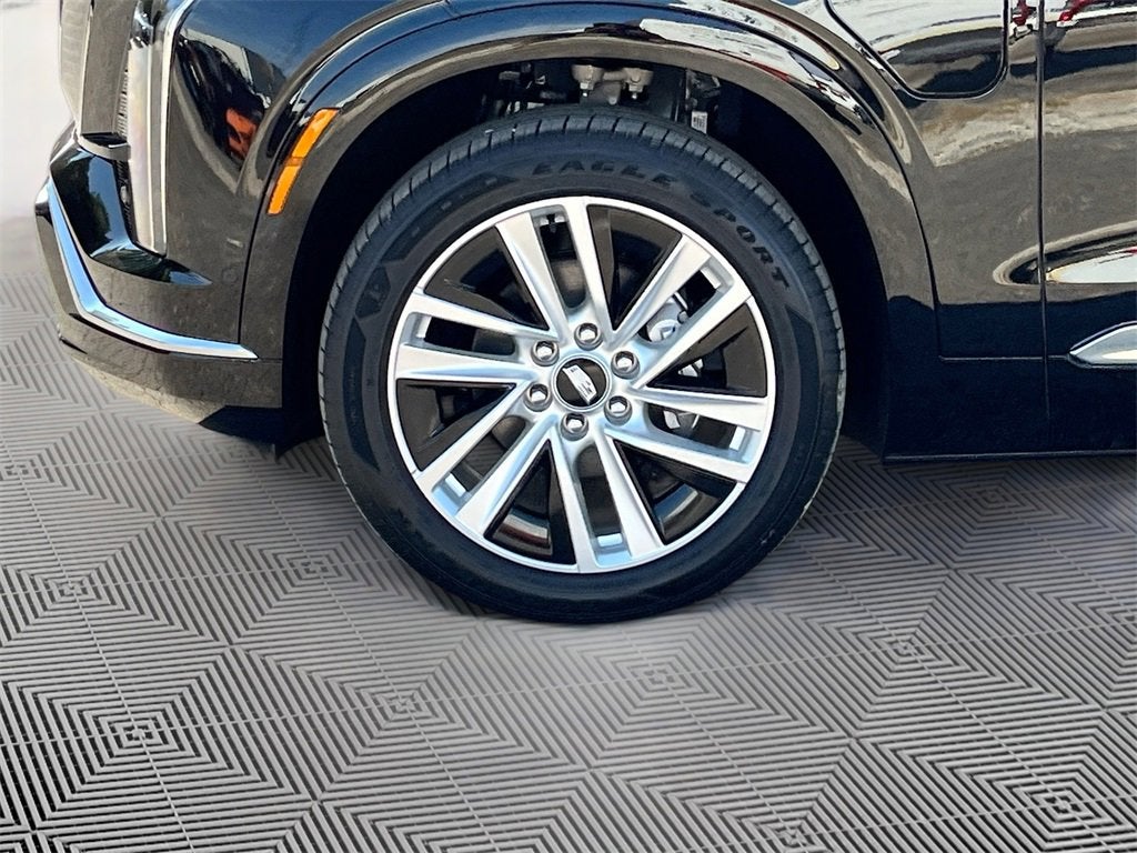 2026 Cadillac VISTIQ Luxury