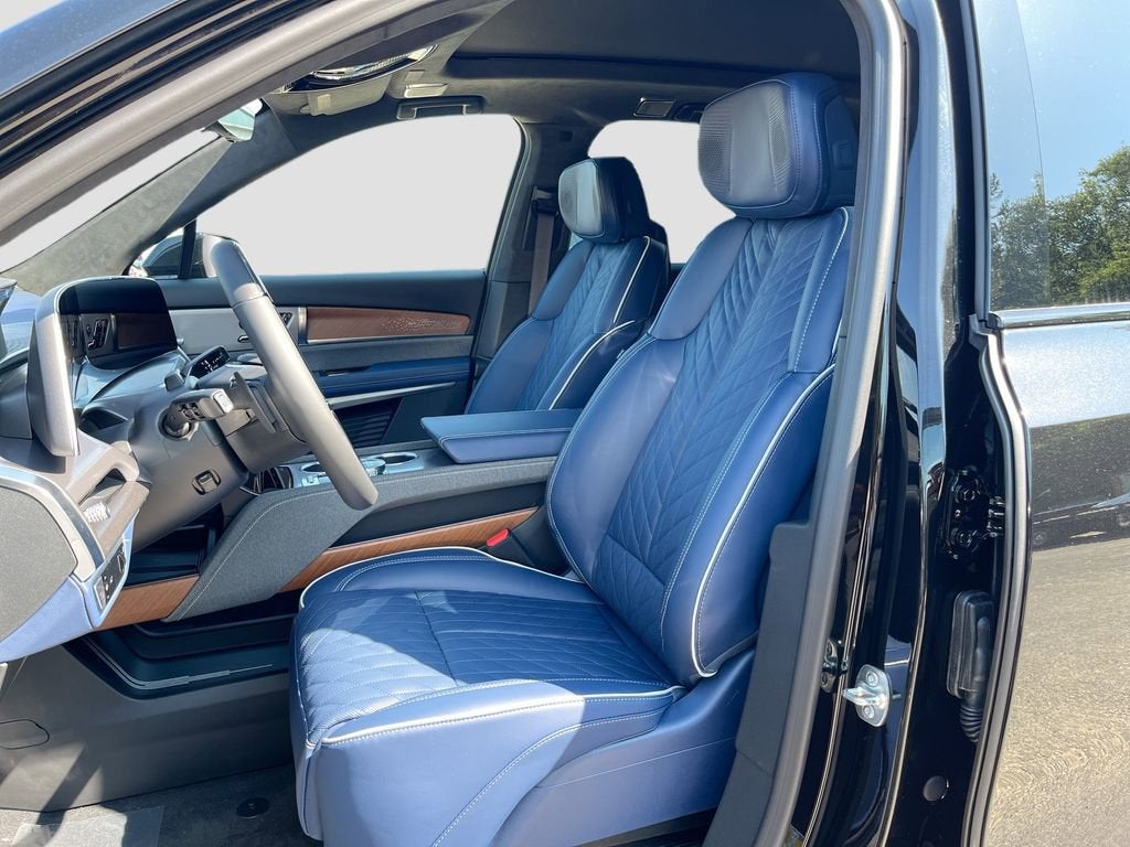 2026 Cadillac VISTIQ Premium Luxury