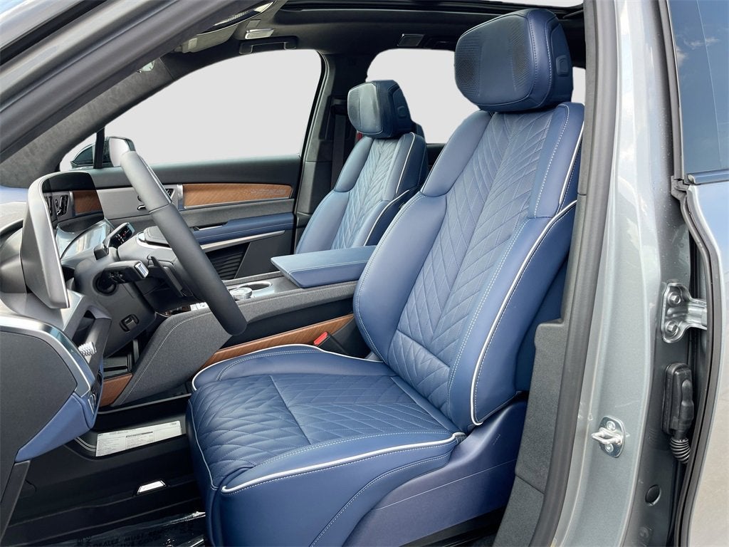 2026 Cadillac VISTIQ Premium Luxury