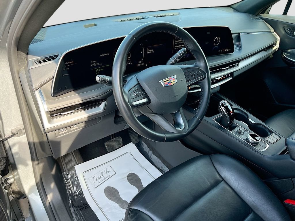 2025 Cadillac XT4 Premium Luxury