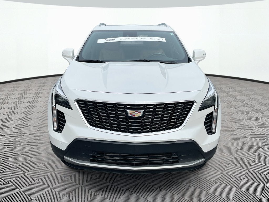 2023 Cadillac XT4 FWD Premium Luxury