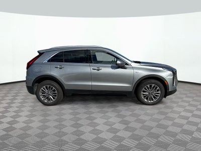 2025 Cadillac XT4 Premium Luxury