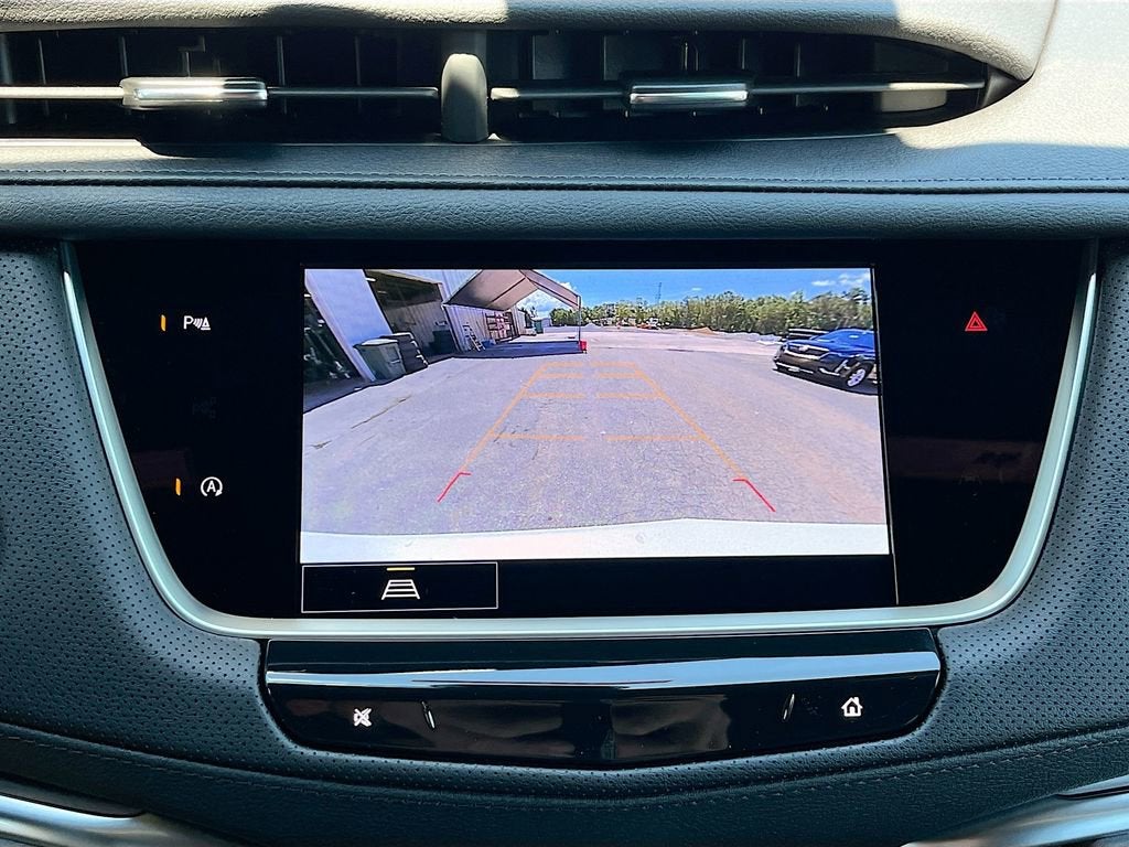 2025 Cadillac XT5 Luxury