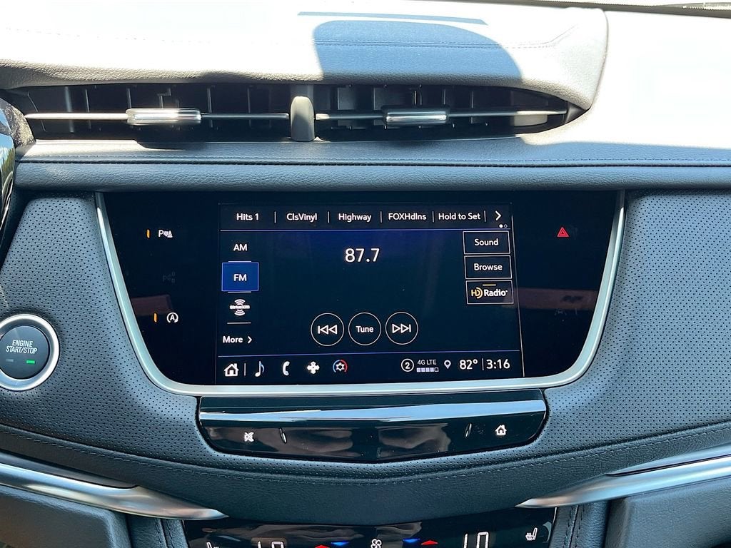 2025 Cadillac XT5 Luxury