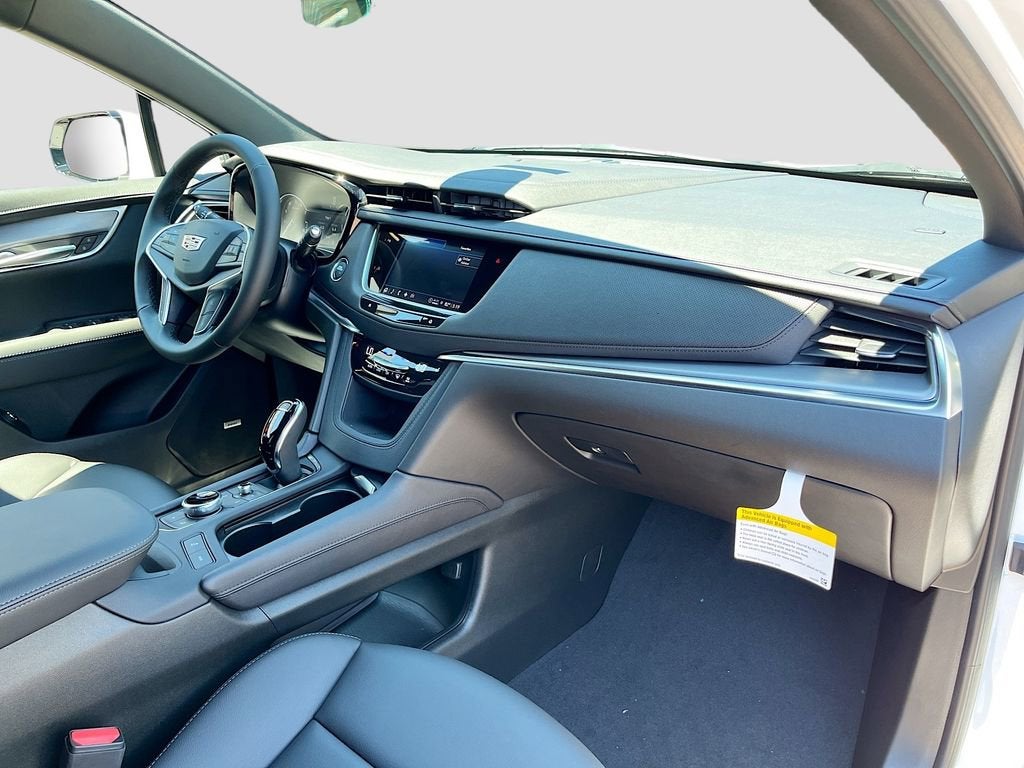 2025 Cadillac XT5 Luxury