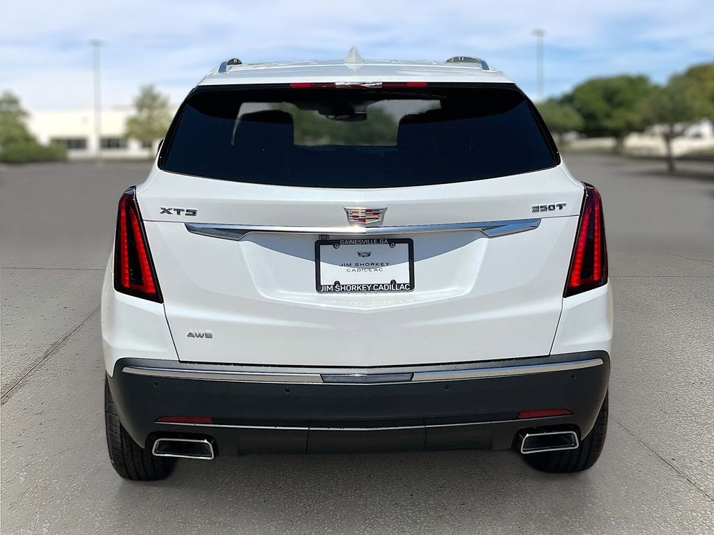 2025 Cadillac XT5 Luxury