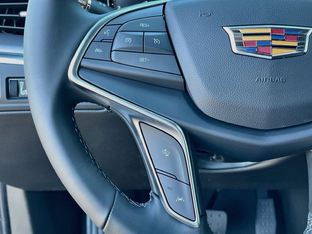2026 Cadillac XT5 Luxury