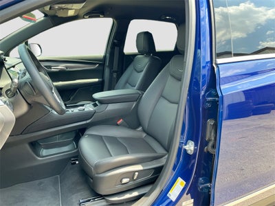 2025 Cadillac XT5 Luxury
