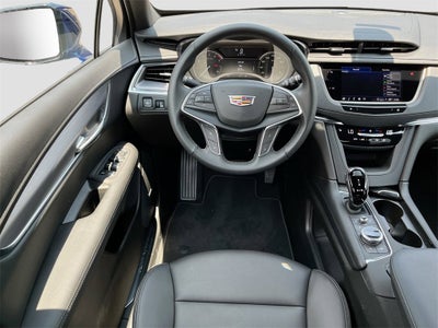 2025 Cadillac XT5 Luxury