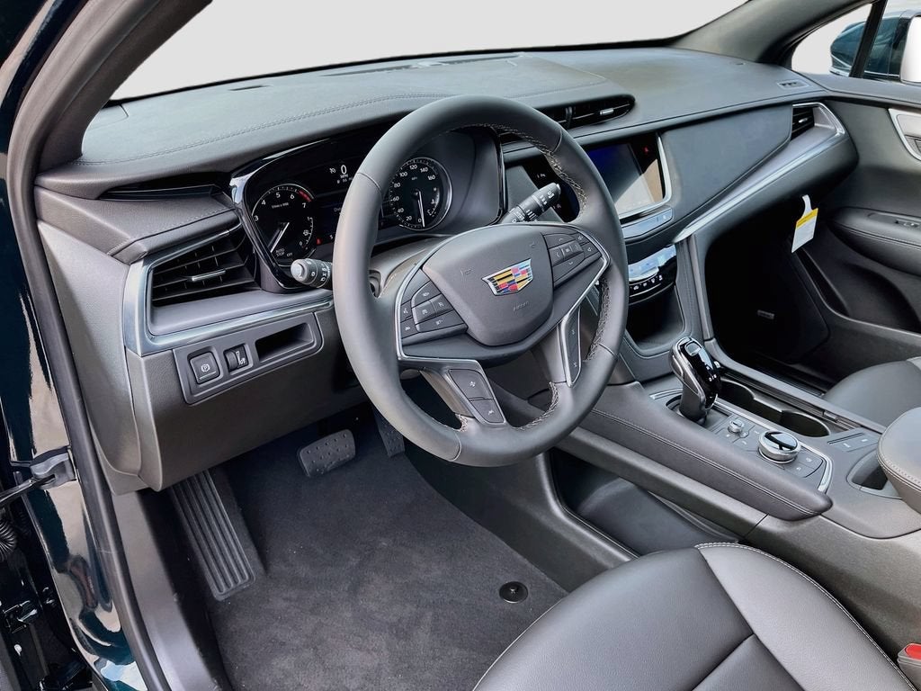 2026 Cadillac XT5 Luxury