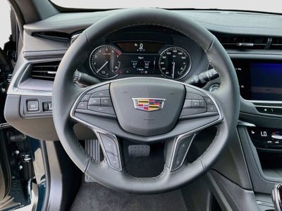 2026 Cadillac XT5 Luxury