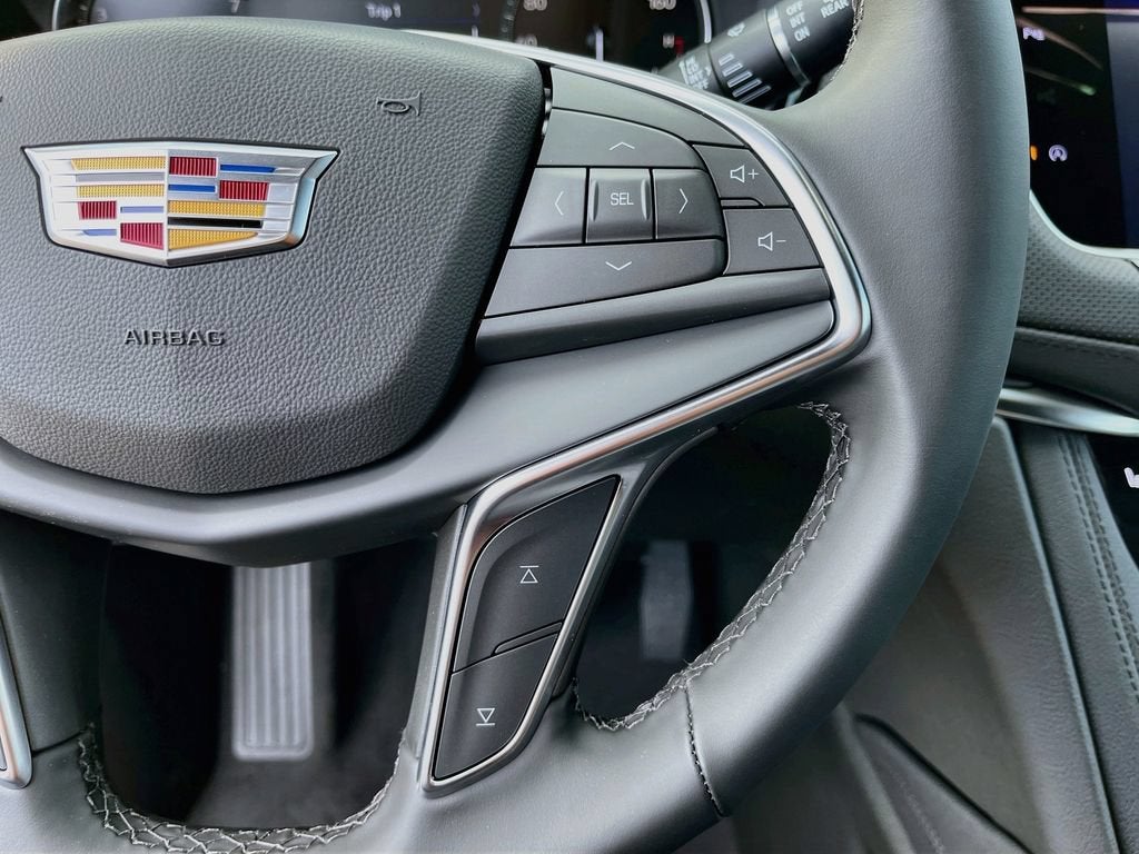 2026 Cadillac XT5 Luxury