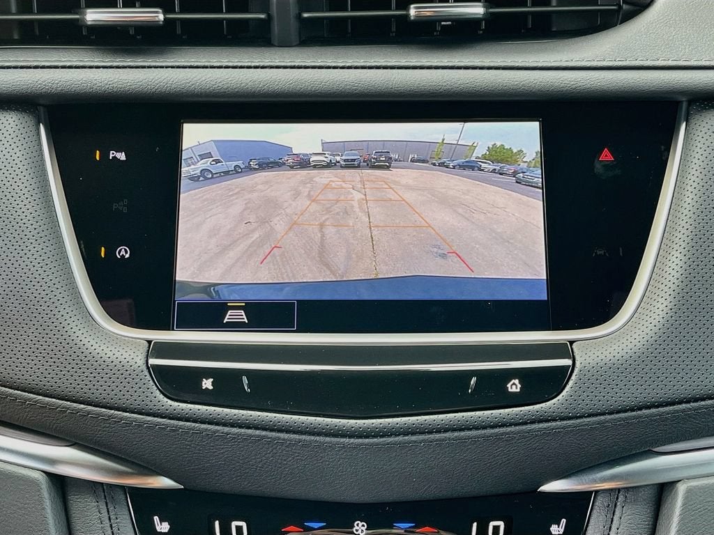 2026 Cadillac XT5 Luxury