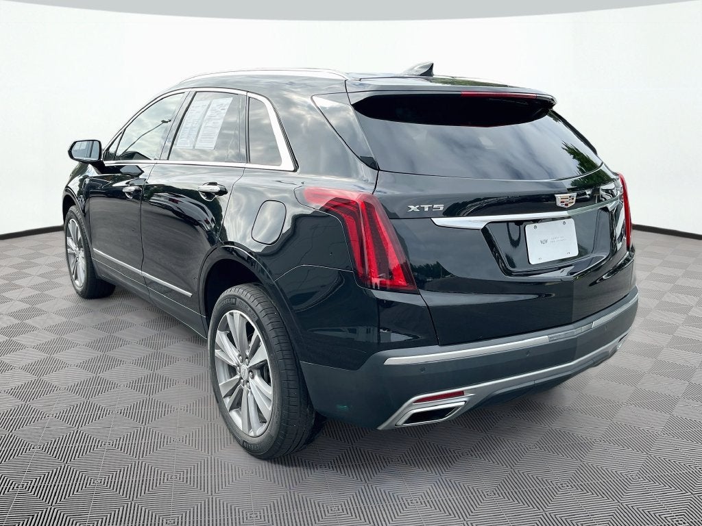 2022 Cadillac XT5 FWD Premium Luxury