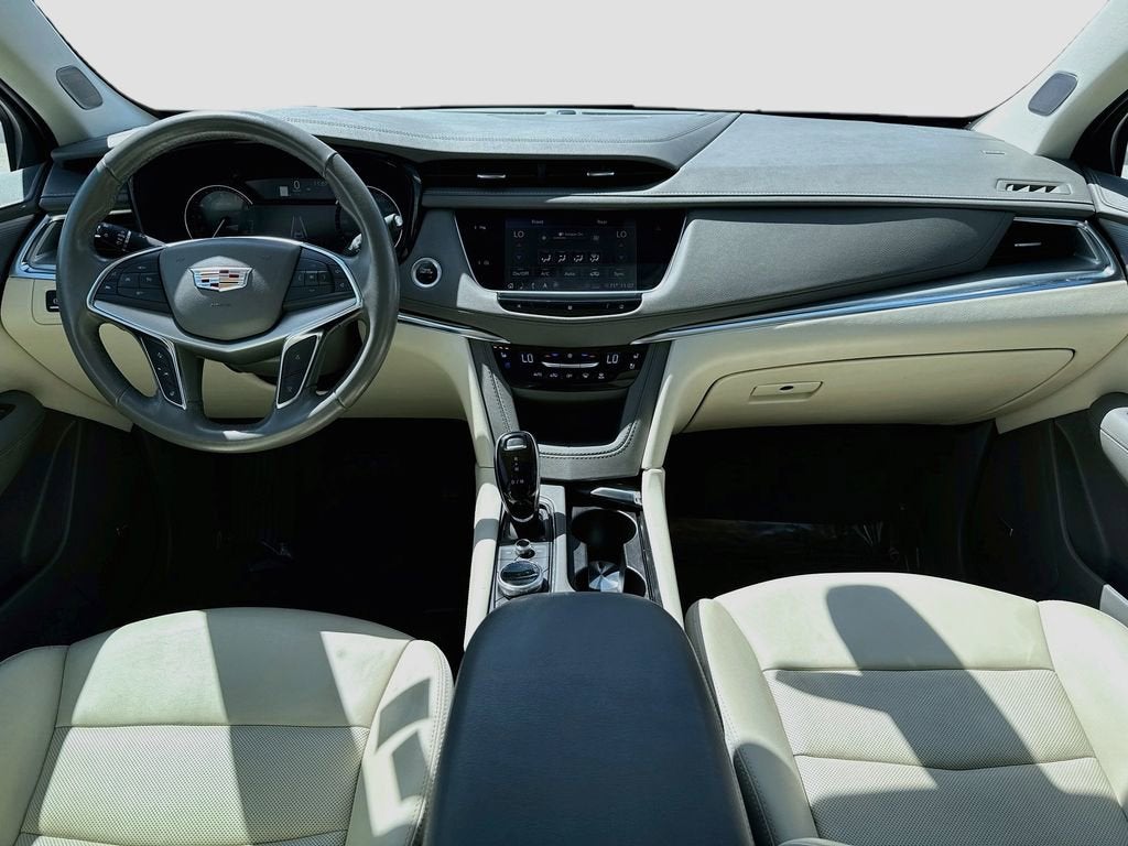 2020 Cadillac XT5 Premium Luxury FWD
