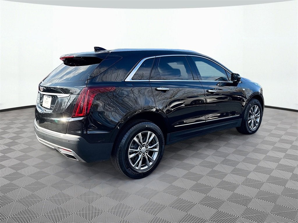 2022 Cadillac XT5 Premium Luxury