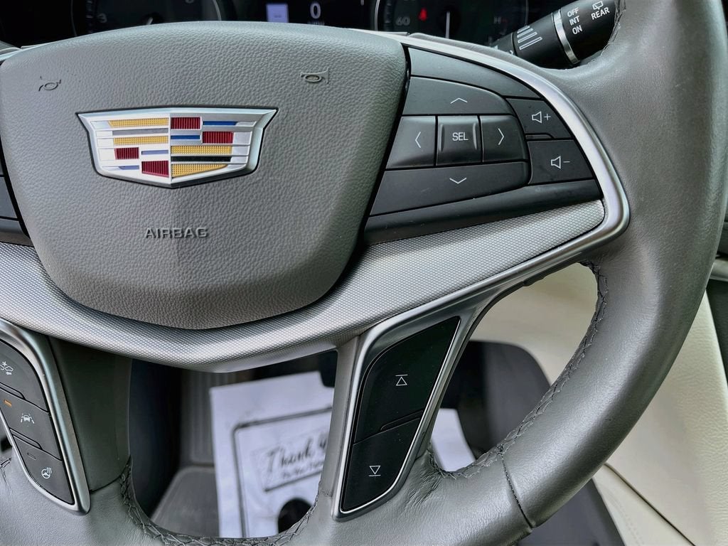 2023 Cadillac XT5 FWD Premium Luxury