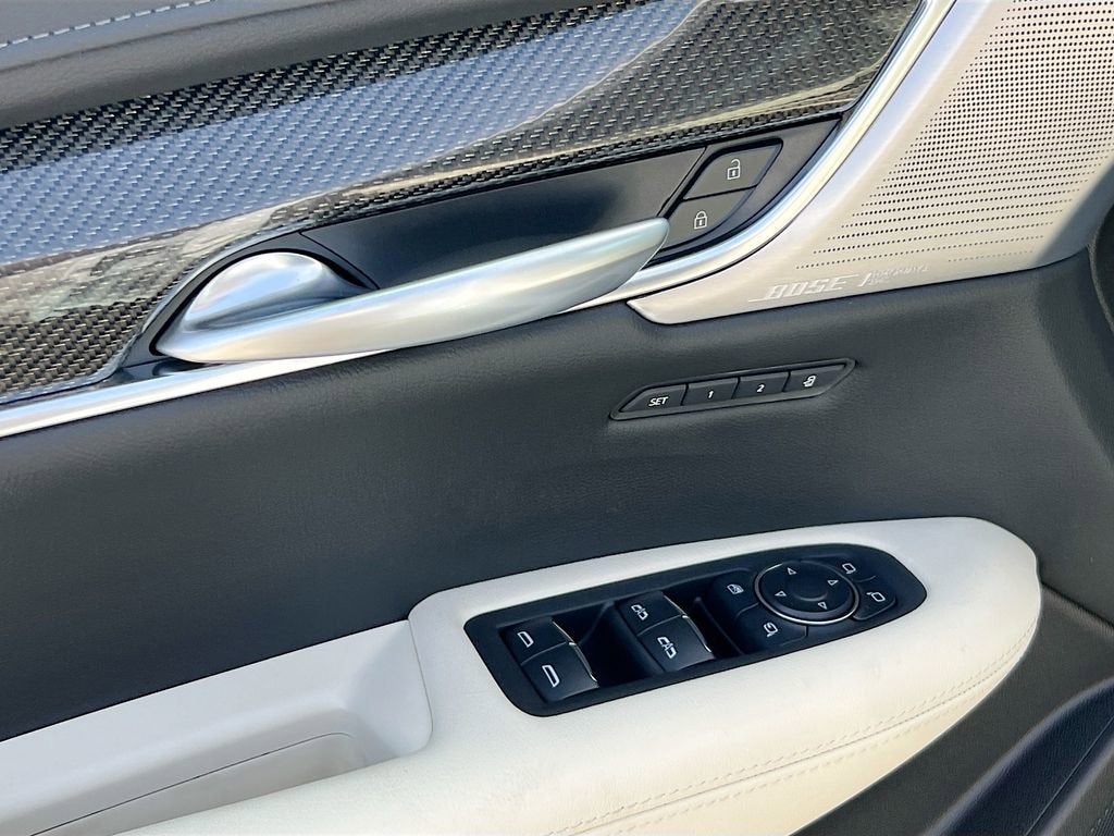 2026 Cadillac XT5 Sport