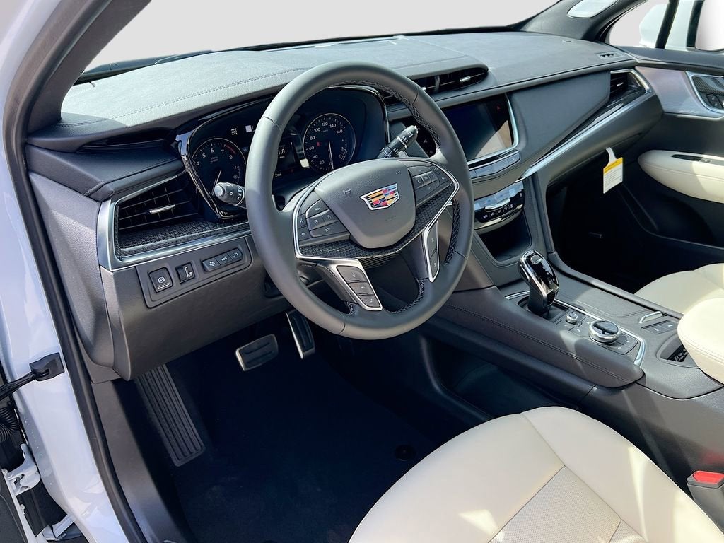 2026 Cadillac XT5 Sport