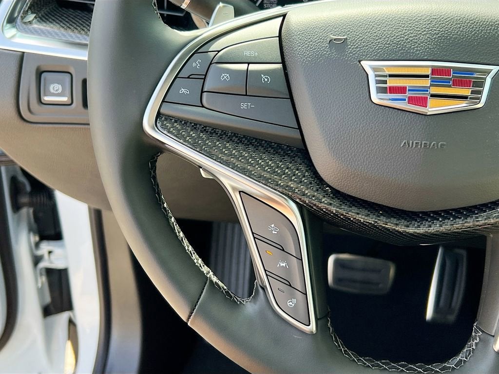 2026 Cadillac XT5 Sport