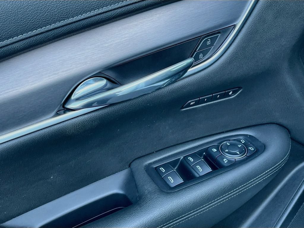 2022 Cadillac XT6 Luxury