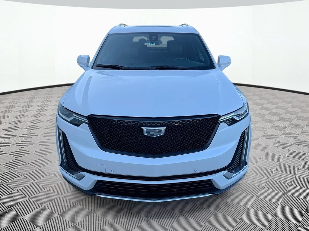2022 Cadillac XT6 Luxury