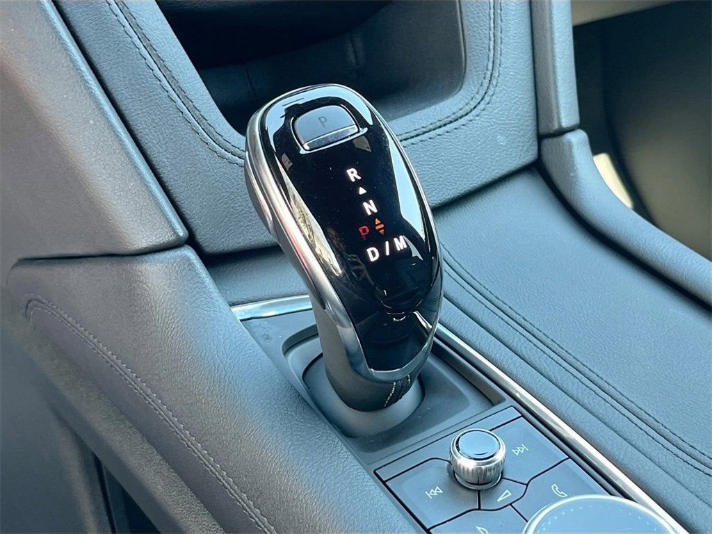 2025 Cadillac XT6 Luxury