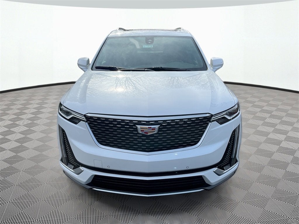 2024 Cadillac XT6 Luxury
