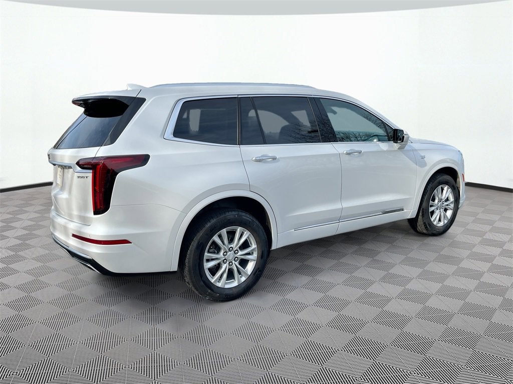 2024 Cadillac XT6 Luxury