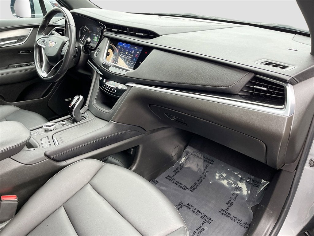 2024 Cadillac XT6 Luxury