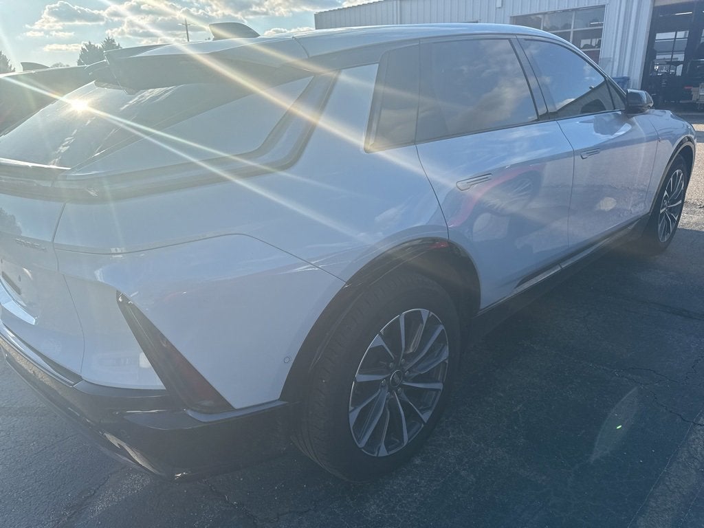 2024 Cadillac LYRIQ Sport 1