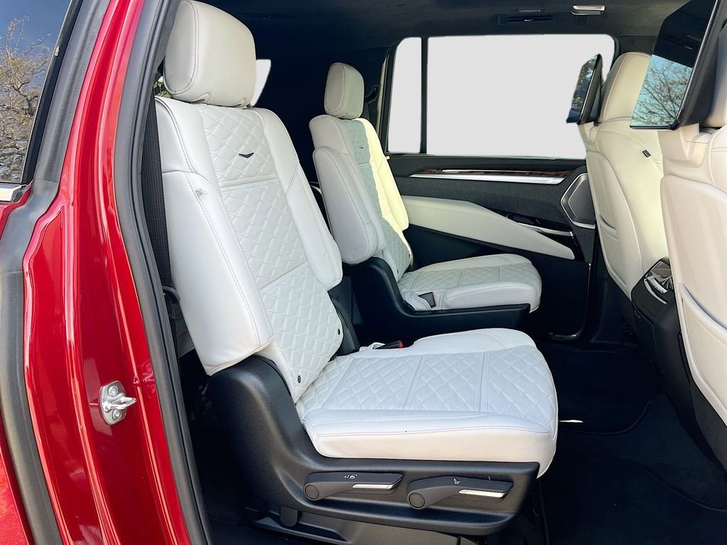 2026 Cadillac Escalade ESV Platinum Luxury