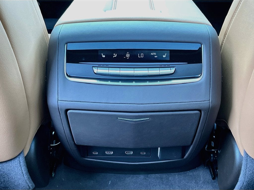 2026 Cadillac Escalade Luxury
