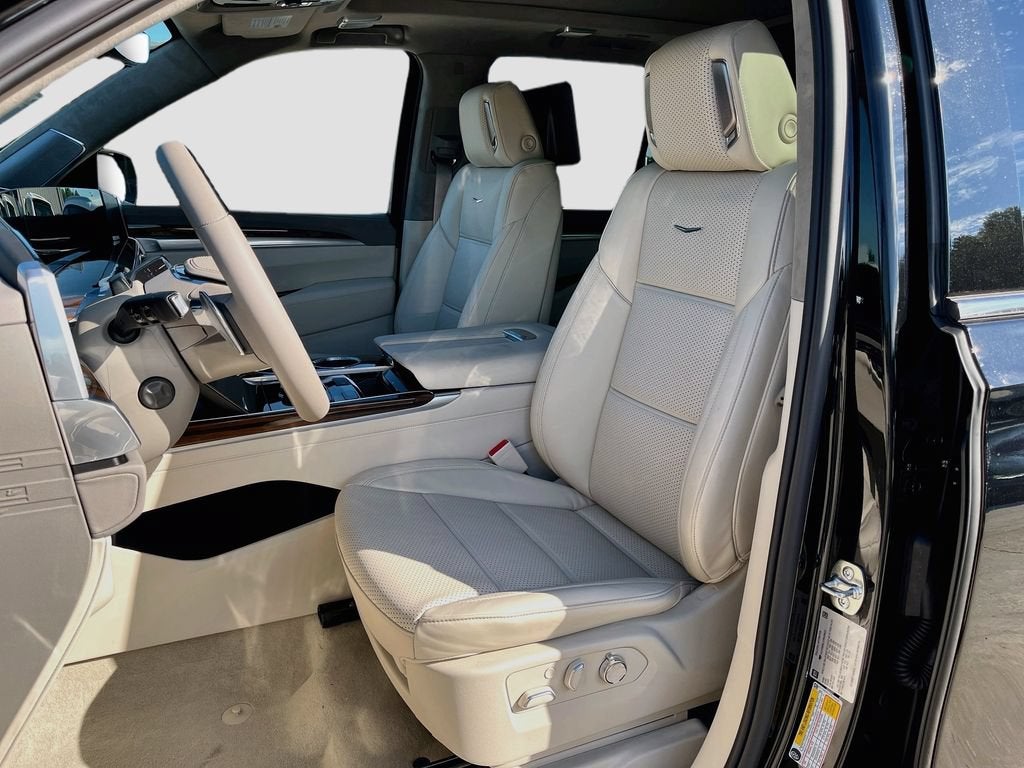 2026 Cadillac Escalade Platinum Luxury