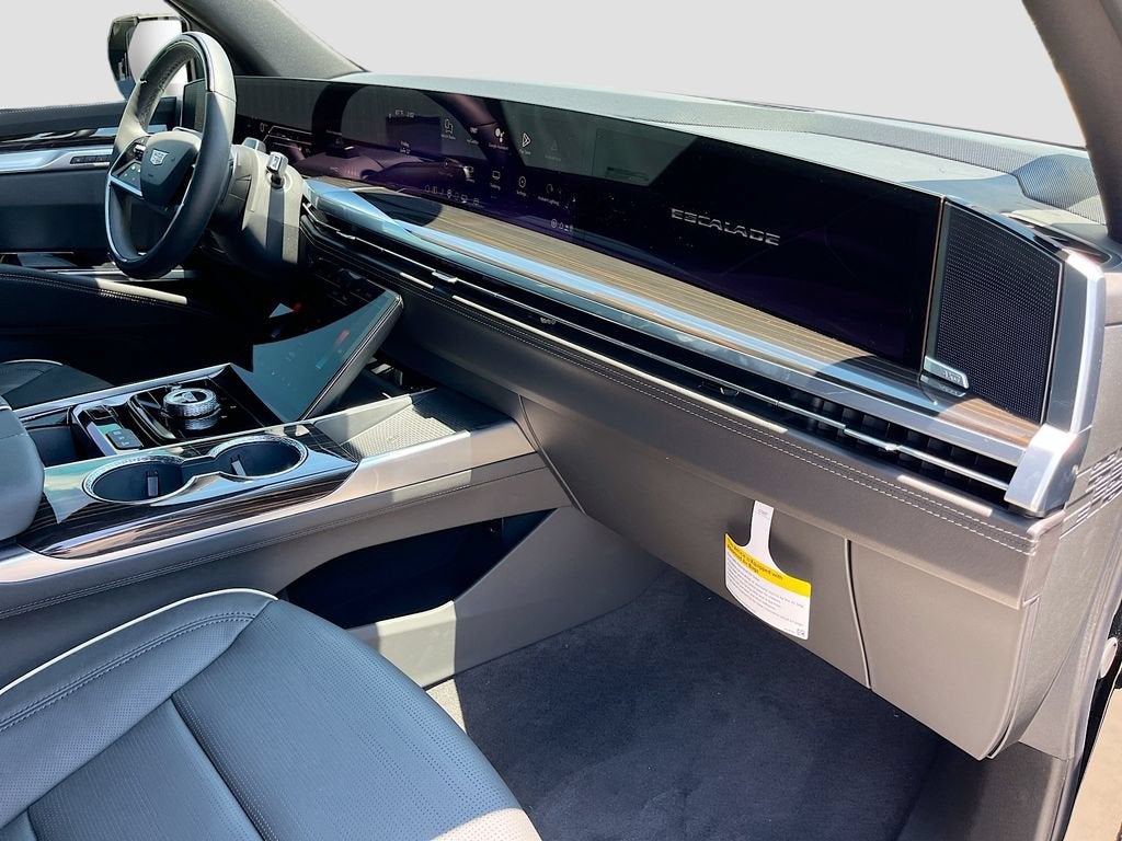 2026 Cadillac Escalade ESV Luxury