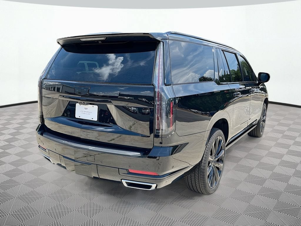 2026 Cadillac Escalade ESV Luxury