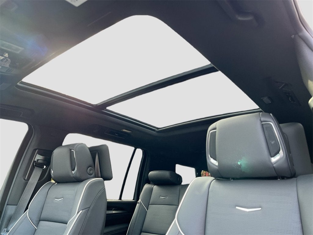 2026 Cadillac Escalade ESV Luxury