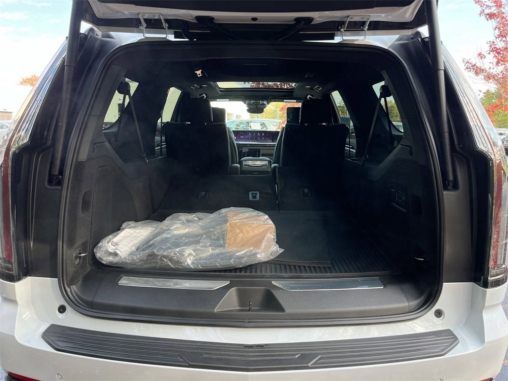 2026 Cadillac Escalade ESV Luxury