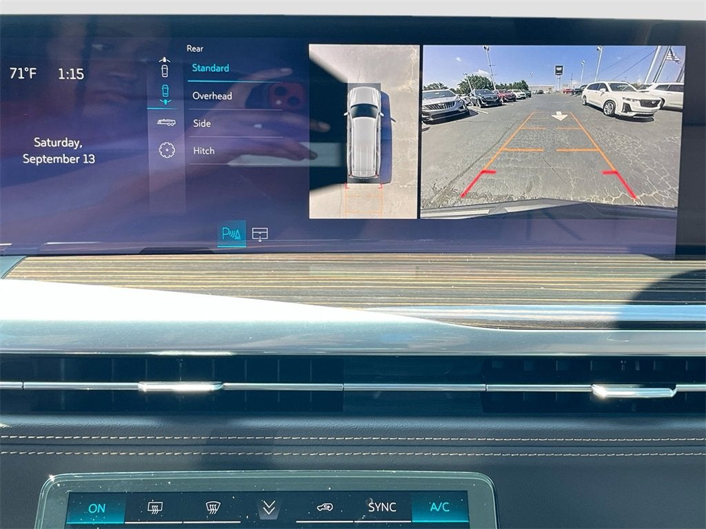 2025 Cadillac Escalade ESV Premium Luxury