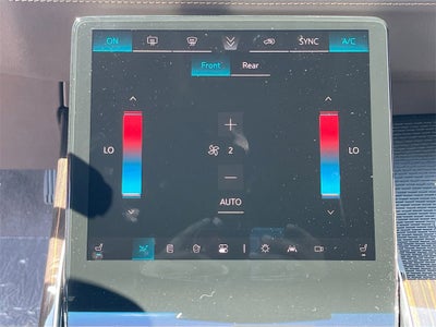 2025 Cadillac Escalade ESV Premium Luxury