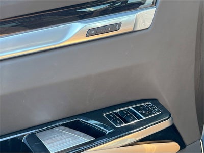 2025 Cadillac Escalade ESV Premium Luxury