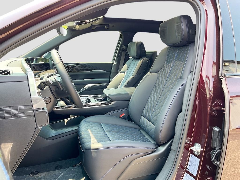 2025 Cadillac ESCALADE IQ Luxury 1