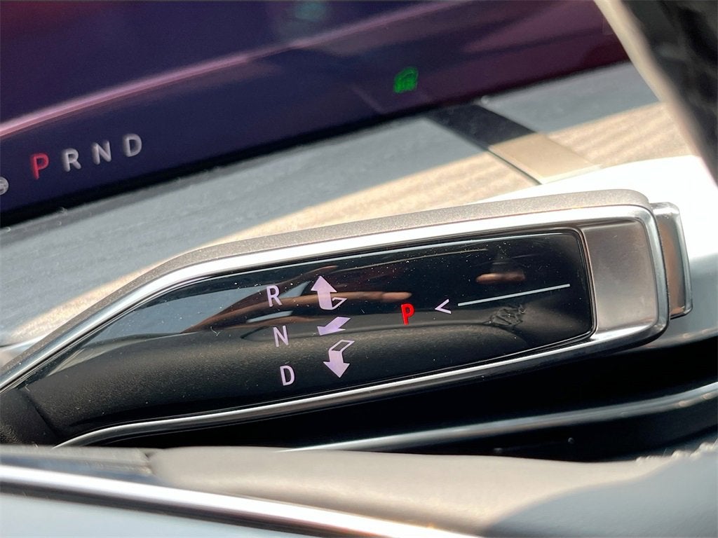 2025 Cadillac ESCALADE IQ Luxury 2